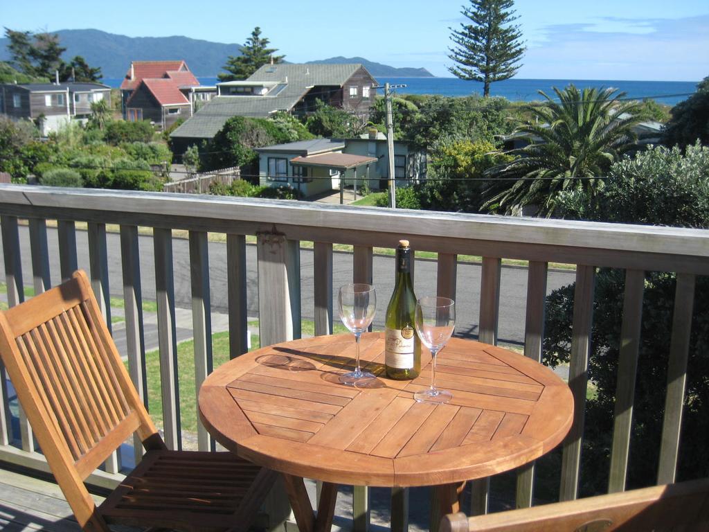 Olde Beach Villa Waikanae Exterior foto